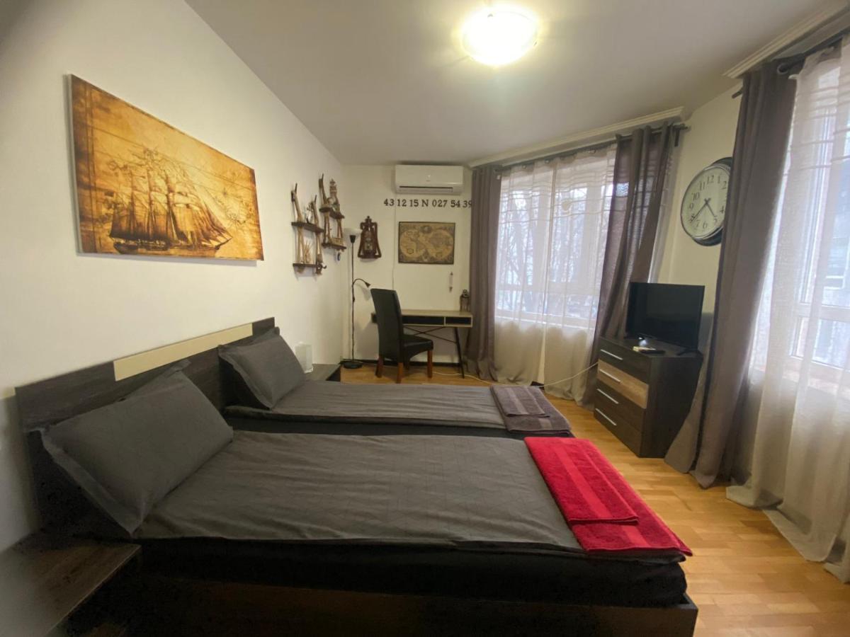 Apartament Bogoslovovi Varna Extérieur photo