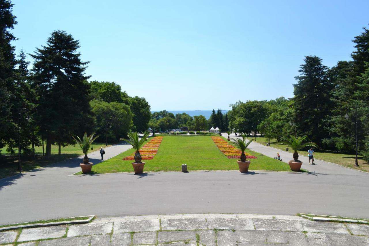Apartament Bogoslovovi Varna Extérieur photo